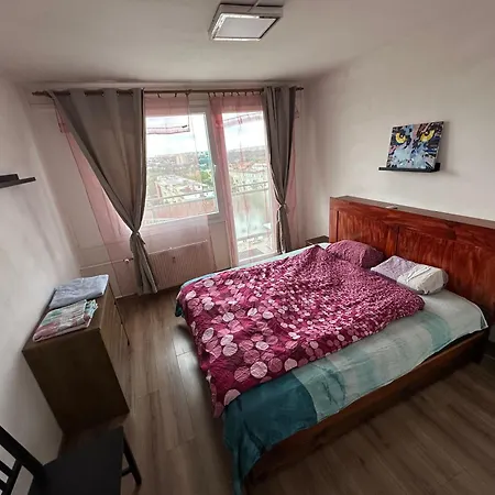 Private Rooms, Stunning Views, Top-floor With Balcony, Bathtub, Internet, Coffee Homestay *