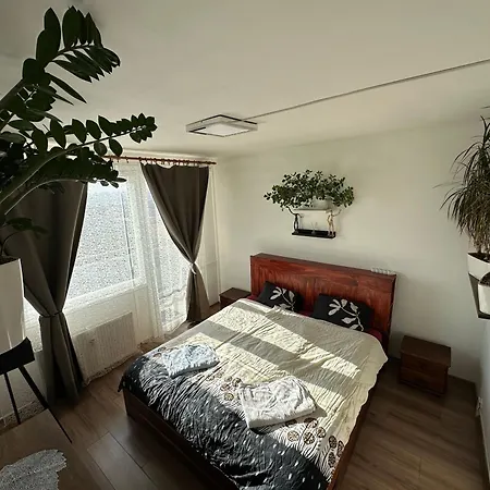 Private Rooms, Stunning Views, Top-floor With Balcony, Bathtub, Internet, Coffee Проживание в семье
