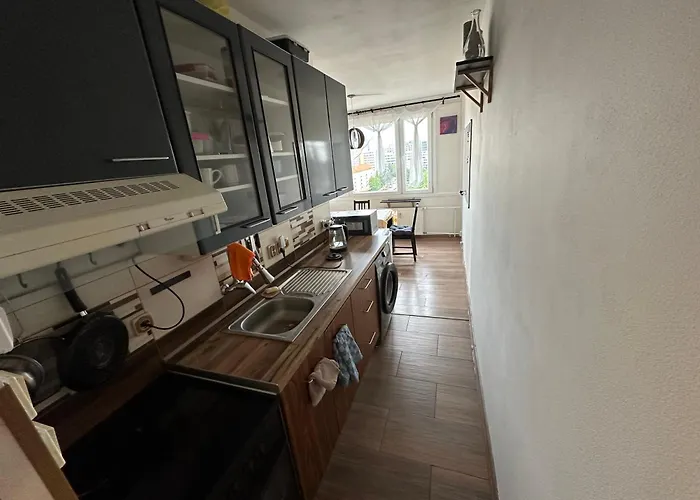 Private Rooms, Stunning Views, Top-floor With Balcony, Bathtub, Internet, Coffee * Прага